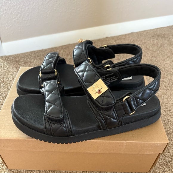 Steve Madden Shoes - Steve Madden Sandals